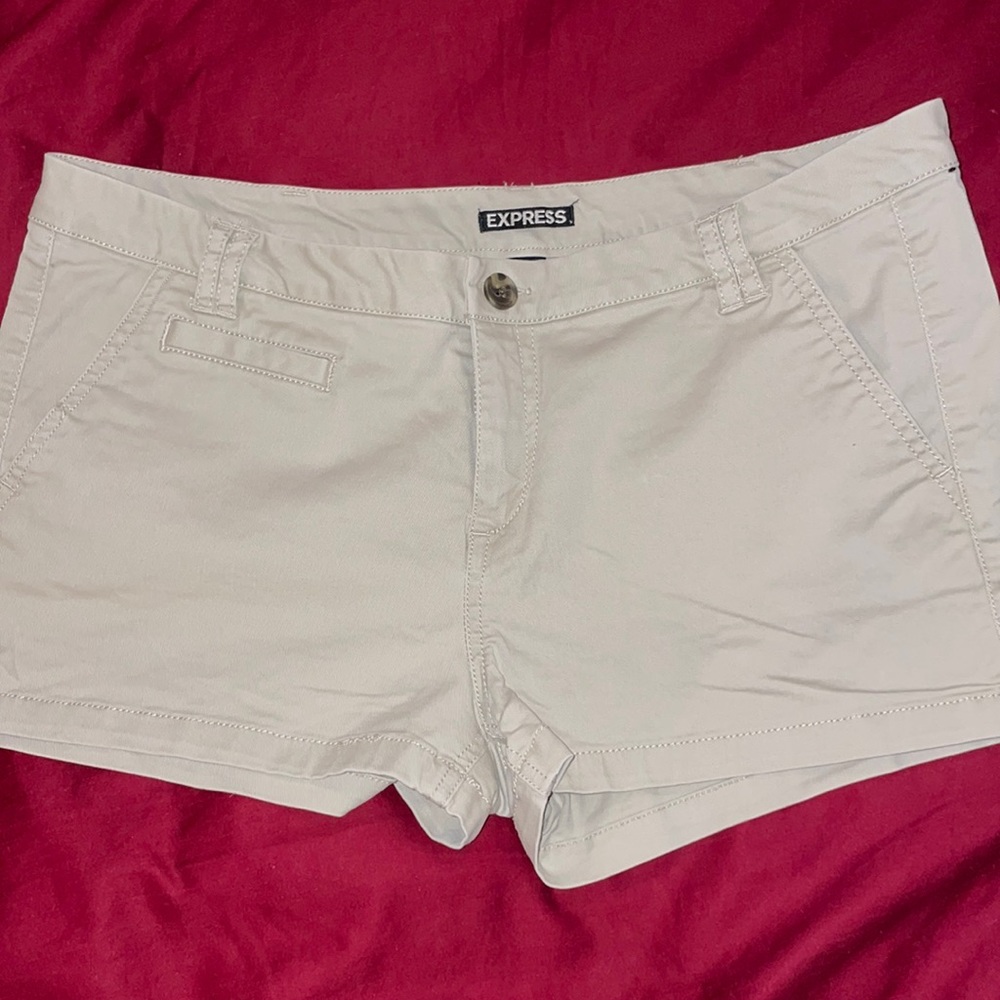 Express Shorts